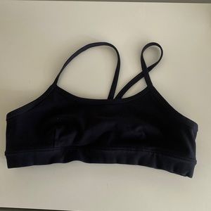 Alo airlift intrigue bra